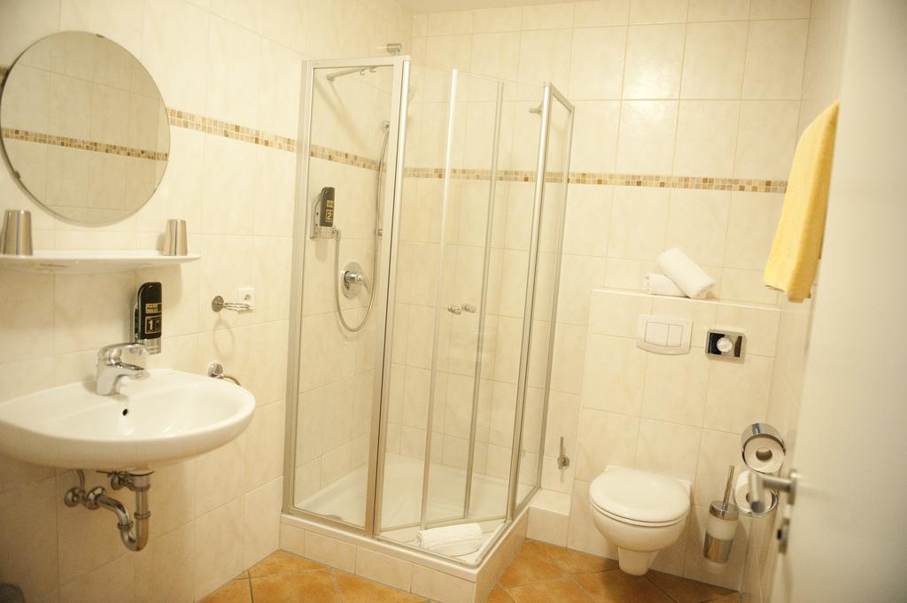 Tafelspitz Hotel Лимбург-на-Лане Стая снимка